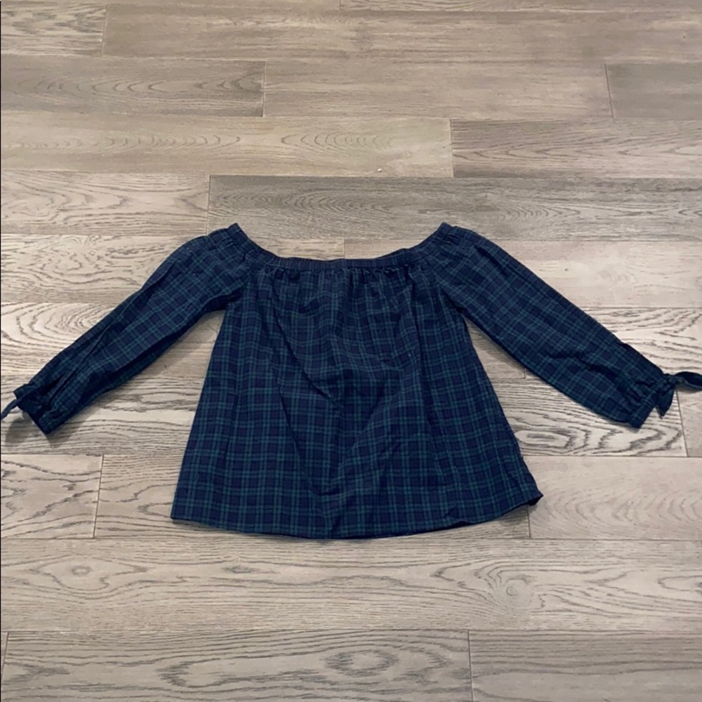 Vineyard Vines off the Shoulder Top